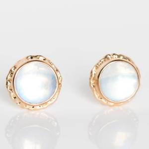 NEW JAMIE women's 14k 6mm white rainbow moonstone post earring in gold